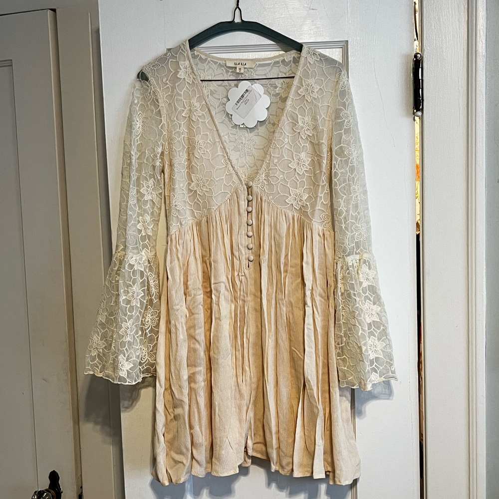 Cream Lace Boho Dress! NWT!